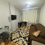 Apartamento Completo Com Vaga De Garagem A 200 Metros Da Praia